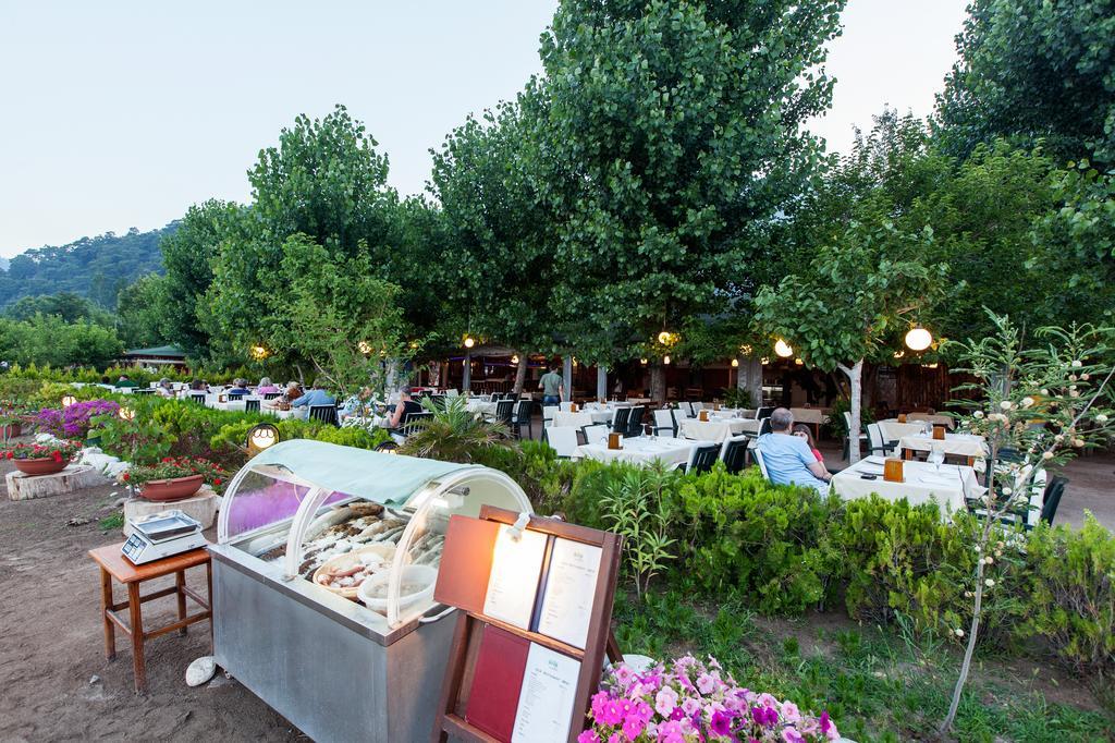 爱达酒店 Çıralı 外观 照片